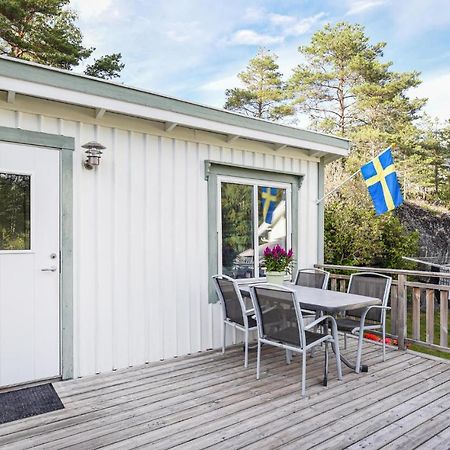Cozy Home In Strmstad With Wifi Stromstad Bagian luar foto