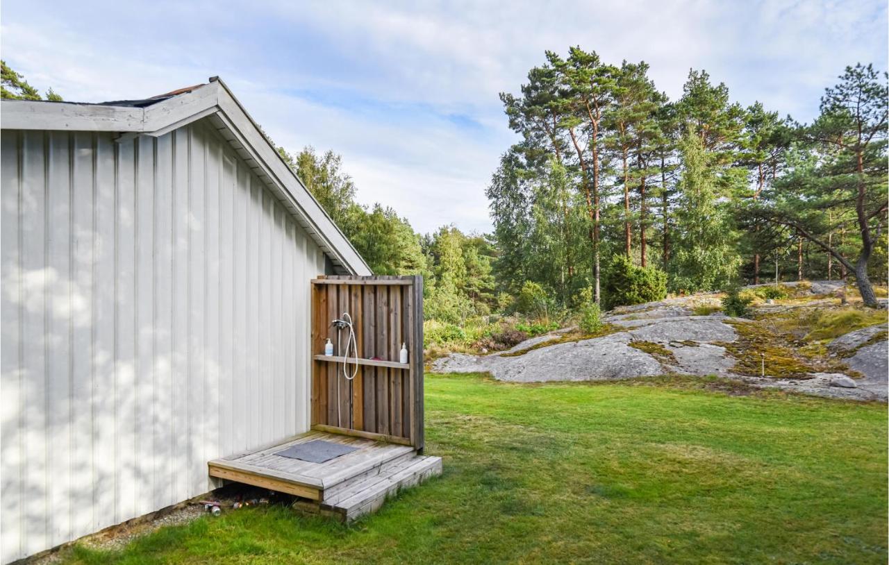 Cozy Home In Strmstad With Wifi Stromstad Bagian luar foto