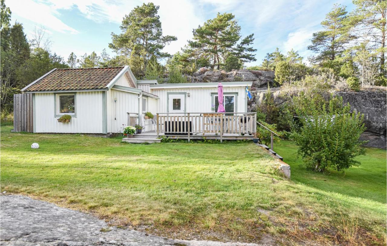 Cozy Home In Strmstad With Wifi Stromstad Bagian luar foto